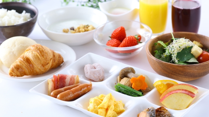 【ご朝食付】地域食材にこだわった和洋バイキング《朝食時間：AM6:15〜9：30》トリプルルーム